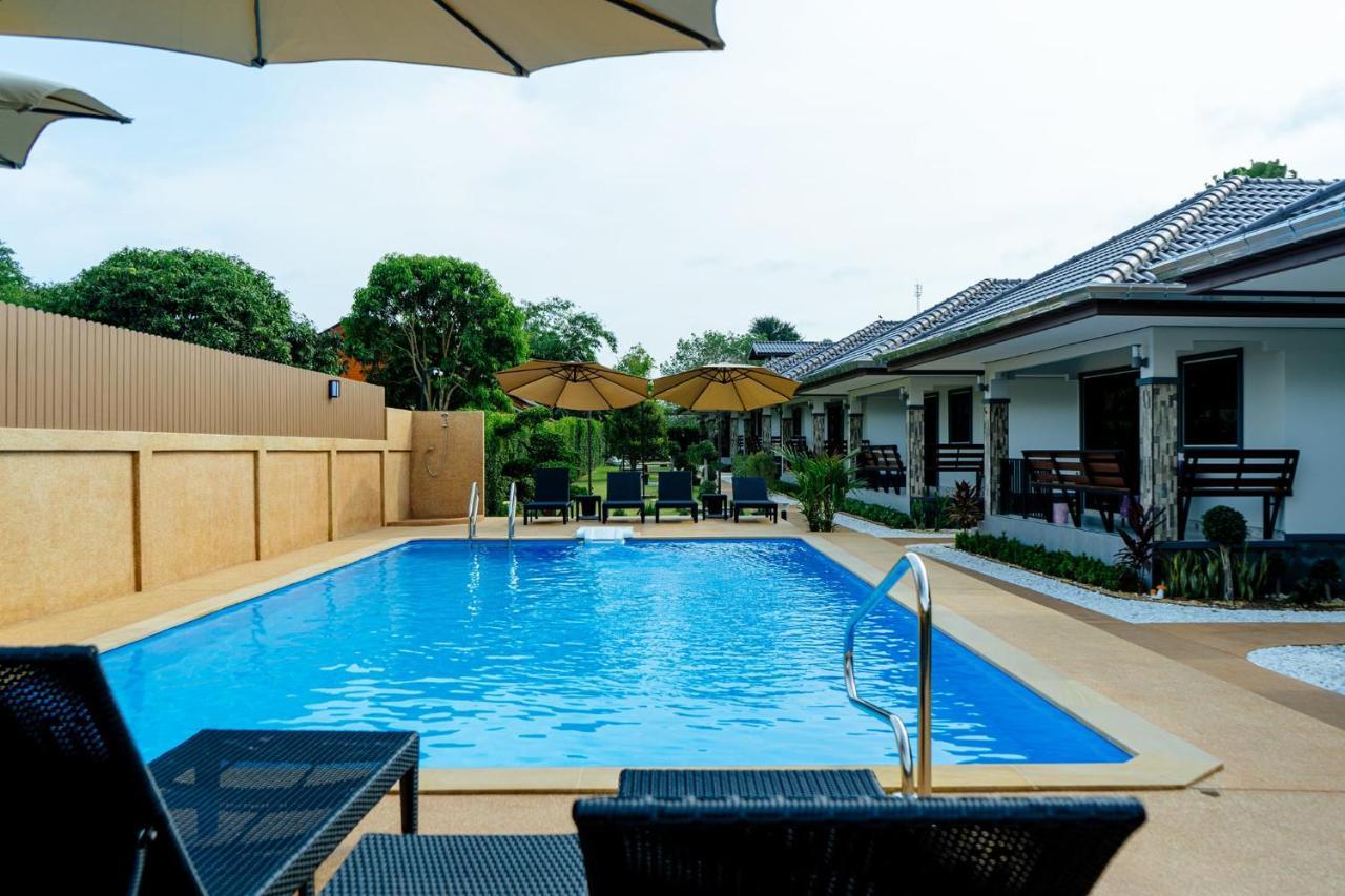 Thai Smile Resort Rayong Exterior foto